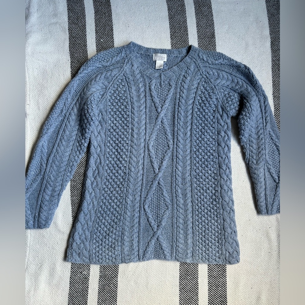 Moda International V-neck Knitted Sweater in Periwinkle Blue Women’s S EUC